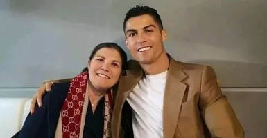 Terkuak Sisi Malaikat Ronaldo ke Ibunya yang Jarang Diketahui