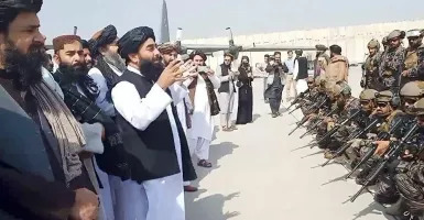 Jagoan-jagoan Taliban Kendalikan Kabinet Baru Afghanistan