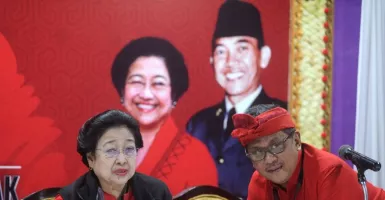 Mengejutkan, Hasto Menangis di Depan Megawati