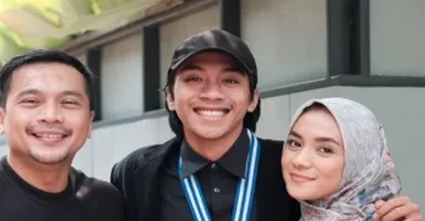 Anak Sulung Enno Lerian Makin Kece, Kuliah di Bandung, Lo