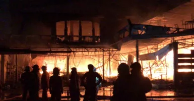 Ruangan Fraksi Hanura di DPRD Batam Terbakar