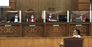 Mengejutkan, Jaksa Tuntut Jumhur Hidayat 3 Tahun Penjara