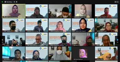 Dosen Unnes Tingkatkan Literasi Digital Guru SMP di Semarang