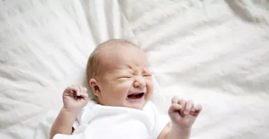 Bayi Rewel dan Terus Menangis, Segera Tenangkan dengan 3 Cara