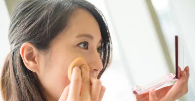 Jangan Langsung Pakai Makeup Usai Skincare, Simak Saran Dokter