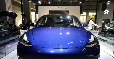 Ada Masalah Teknis, Lebih dari 80 Ribu Mobil Tesla Ditarik dari China