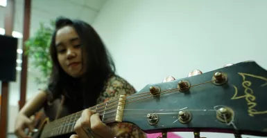Chord Gitar Iwan Fals Aku Bukan Pilihan Mudah Banget, Gengs
