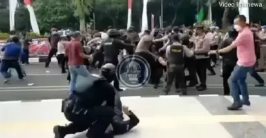 Polisi Banting Mahasiswa, Ahli Hukum: Sudah Jelas Penganiayaan