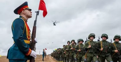 Tentara Rusia Tebar Kengerian di Perbatasan Ukraina - Awas Perang