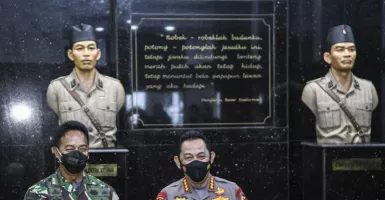 Cenderung Ditinggal Koalisi, Jokowi Gaet Kapolri dan Panglima TNI