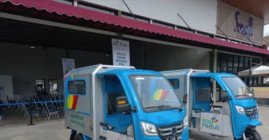 Tingkatkan Produktivitas UMK, PLN Salurkan Gerobak Motor Listrik