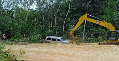Kabar Duka, PNS dan Istri Terseret Banjir di Kalteng