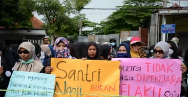 Santriwati Bandung Diperkosa, Harus Selamatkan Masa Depan Korban
