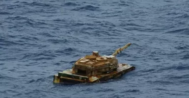 TNI AL Selidiki Benda Mirip Tank di Perairan Kepri