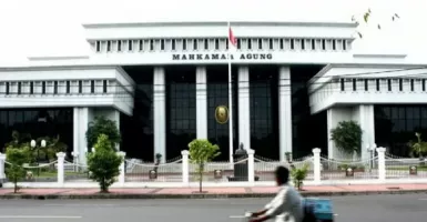 Kasus MA Tambah Deretan Kisah Korupsi Lembaga Penegakan Hukum