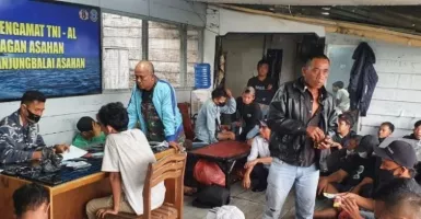 TNI AL Gagalkan Penyelundupan 52 PMI di Perairan Asahan