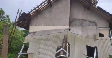 Diterjang Angin Kencang, Puluhan Rumah di Jember Rusak Parah