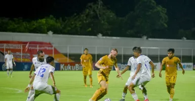Partai Panas! Bhayangkara FC Hati-hati Melawan Persebaya