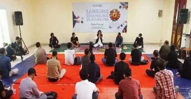 Kenduri Cinta, Tempat Cak Nun Melepas Rindu di Jakarta