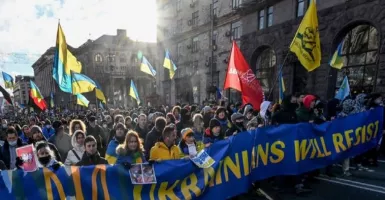 Situasi Tegang, Warga Ukraina Diizinkan Bawa Senjata Api