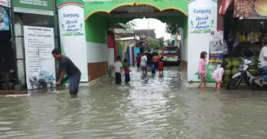 Banjir Bandang Rendam 4 Kecamatan di Serang, Mohon Doanya!