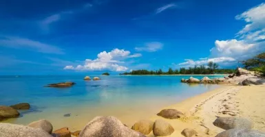Menikmati Romantisme Pantai Trikora di Pulau Bintan, Memang Top