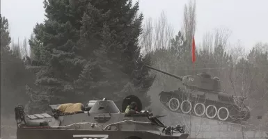 Terkuak Sudah Arti Huruf Z di Kendaraan Militer Rusia di Ukraina