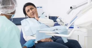 Jaga Kesehatan Mulut, Ini Waktu yang Tepat Bersihkan Karang Gigi