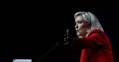 Muslim Prancis Curhat: Saya Takut Marine Le Pen Menang Pilpres