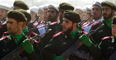 Anggota Milisi Garda Revolusi Iran Ditembak Mati di Tengah Gelombang Protes Antihijab