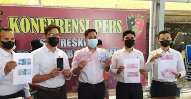 Beli iPhone Pakai Uang Palsu, Pasutri Aceh Diringkus Polisi