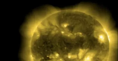 Kubus Hitam Misterius Dekat Matahari, Ahli Alien pun Komentar