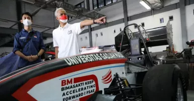 Ganjar Dukung Mobil Balap Formula UGM Juarai Kompetisi di Belanda