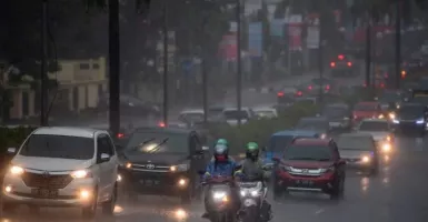 BNPB Beri Kabar Buruk soal Cuaca Ekstrem di Indonesia, Semua Warga Harap Waspada
