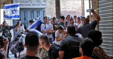 Kota Tua Yerusalem Tegang! Yahudi dan Palestina Saling Serang
