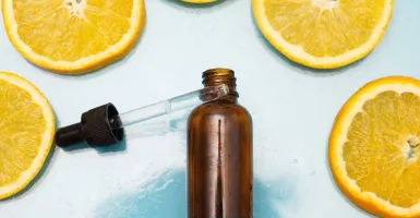 5 Merek Serum Vitamin C Terbaik Ampuh Mencerahkan Kulit Wajah