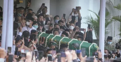 Selamat Jalan, Eril! Jutaan Doa Mengantarmu Pulang