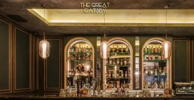 Minum Cocktail dan Dengar Musik DJ di The Great Gatsby Lounge
