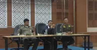 Honorer Dihapus, PTT Satpol PP DKI Jakarta Curhat ke DPRD