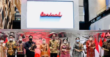 Resmikan Sarinah, Jokowi: Saya Naik Turun, Senang Betul