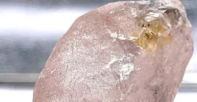 Berlian Merah Muda Besar Ditemukan di Angola, Harganya Sadis