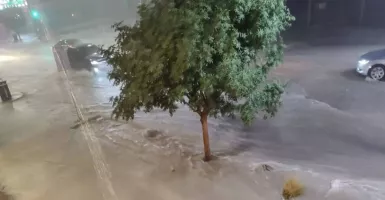 Alam Mengamuk, Las Vegas Tenggelam dalam Badai Petir Mengerikan