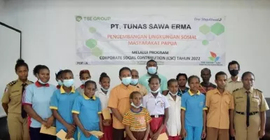 TSE Group Berikan Beasiswa untuk Pelajar Papua
