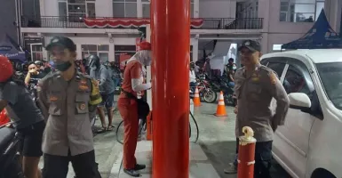 Harga BBM Naik, Polisi Kepung Beberapa SPBU di Ambon