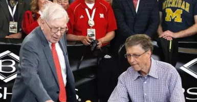 Begini Awal Pertemanan Mahal Bill Gates dan Warren Buffet