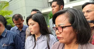 Jelang Sidang Ferdy Sambo, Ini Harapan Ibunda Brigadir J