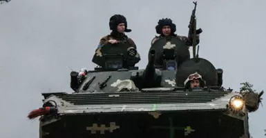 Prancis Desak Lampu Hijau bagi Ukraina Menyerang Rusia dengan Senjata Barat