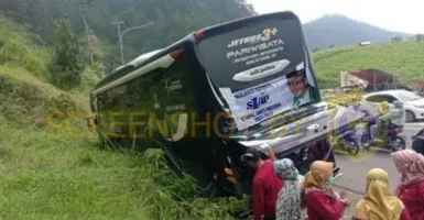 Viral Bus Sukarelawan Anies Baswedan Kecelakaan, Hoaks!