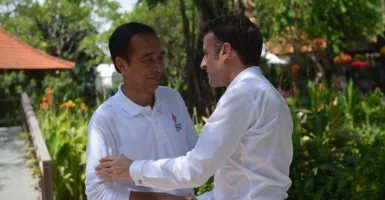 Emmanuel Macron Mirip Jokowi, Senang Blusukan dan Menyapa Warga di Bali