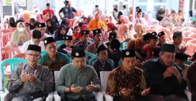 Gelar Gebyar Selawat, Ratusan Santri di Bekasi Dukung Ganjar Presiden 2024